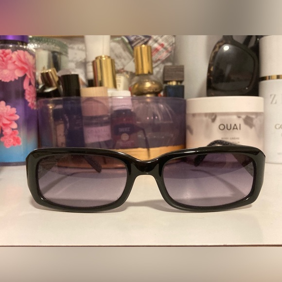 Coach sunglasses NWOT with hardcase - Picture 2 of 12